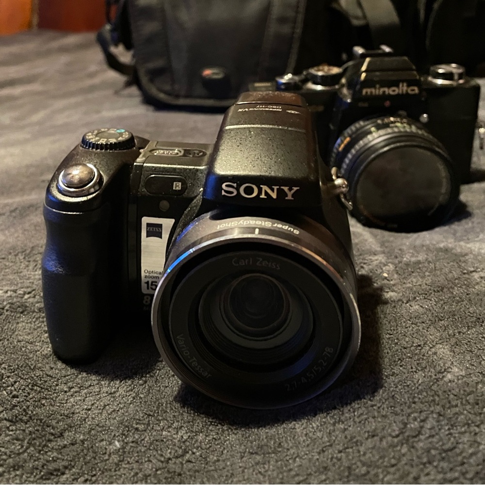 HD-7 Digital SLR Camera Sony Like New